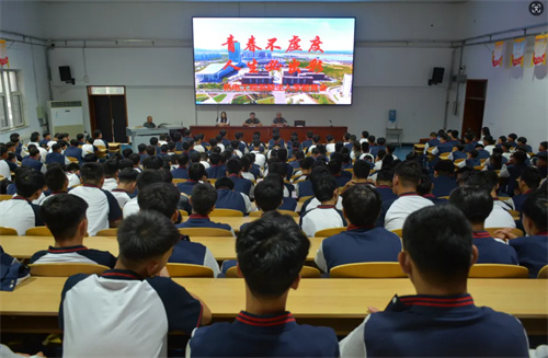 青春不虚度 人生必出彩——亚洲博彩网站机电工程系召开新生入学纪律教育会